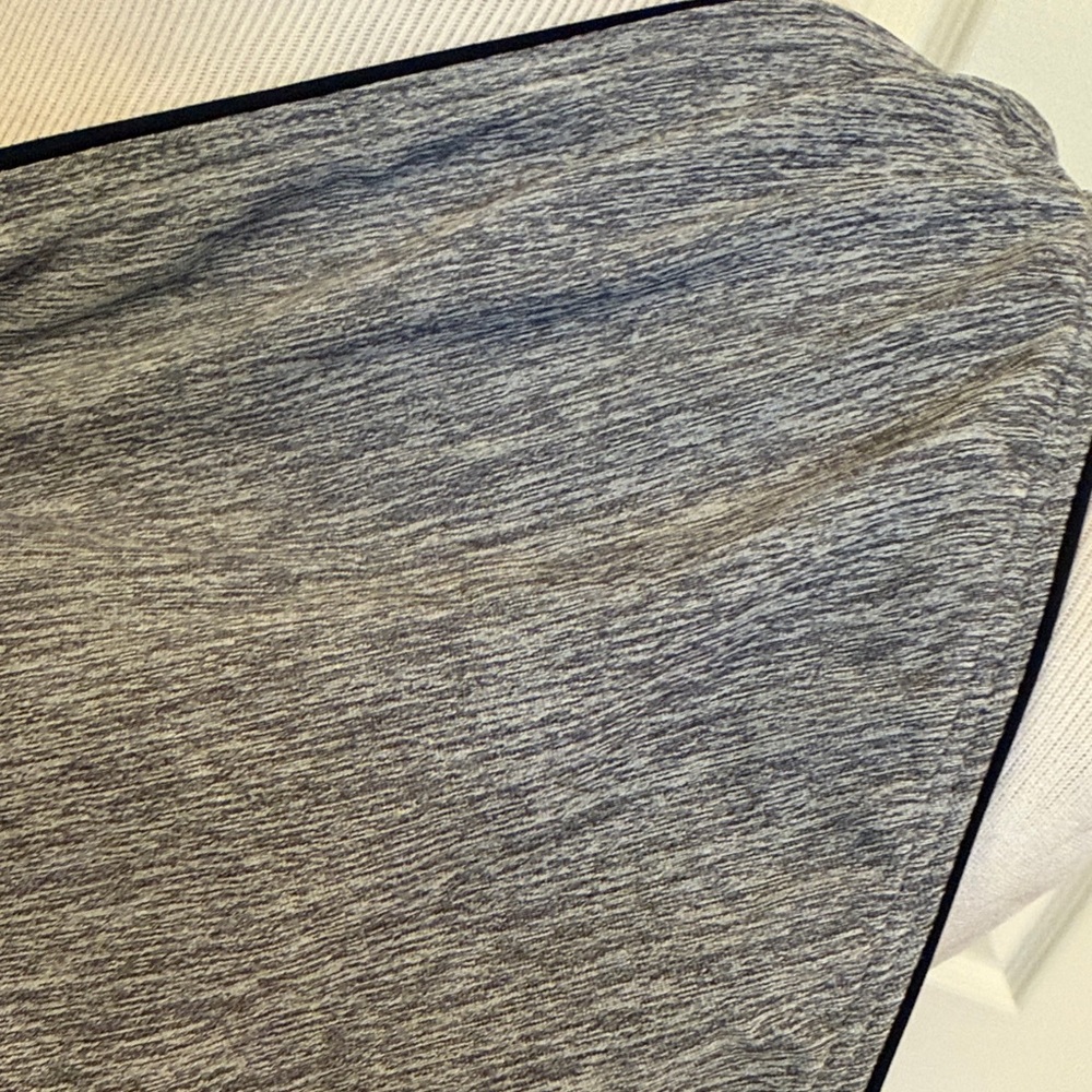 Athleta Gray Bikini Set Size M in Excellent Used Condition, Super Cute - Picture 7 of 9